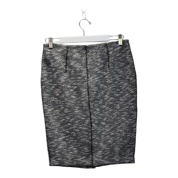 Ann Taylor Factory Black White Tweed Pencil Skirt 6 Has Stretch corporate chic - Picture 1 of 8